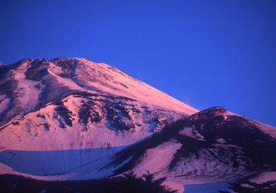 �����˂���