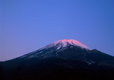 �����˂���