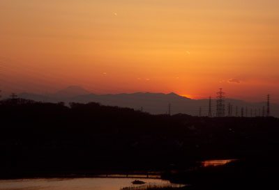 �U��������